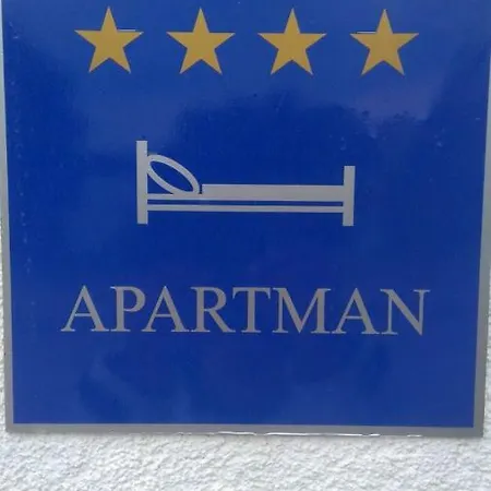 Apartment Markaat *