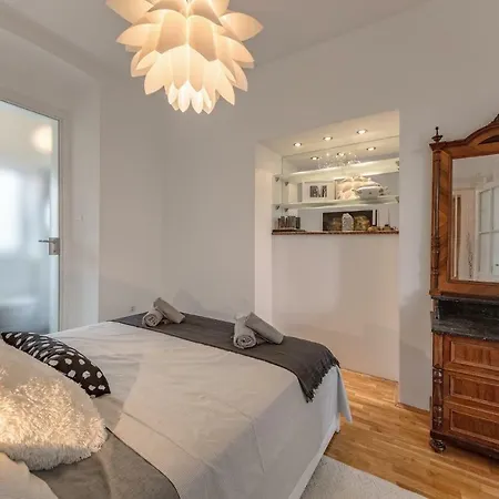 Appartement Markaat *
