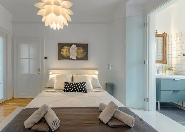 Markaat Lejlighed Pula